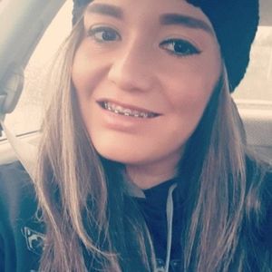 Meet your Posher, Yadira